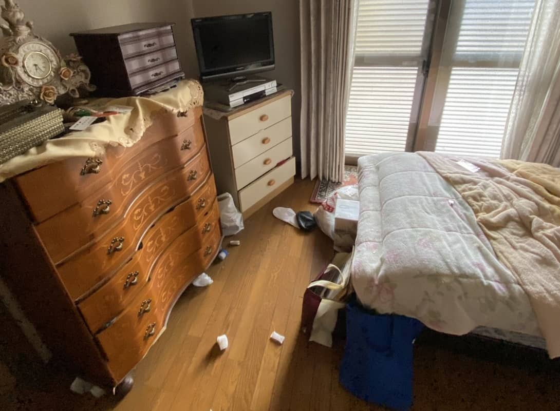 城東区 寝室の家具一式処分